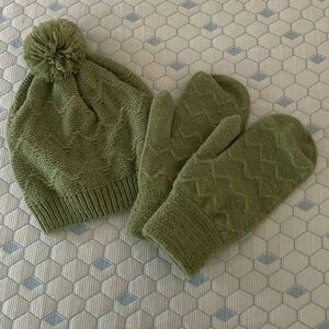 Mint color Hat and gloves set
